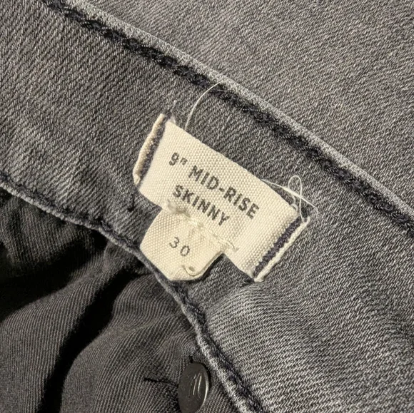 Madewell Women's Mid Rise Distressed Skinny Jeans Gray Black Denim Size 30 - Picture 7 of 9